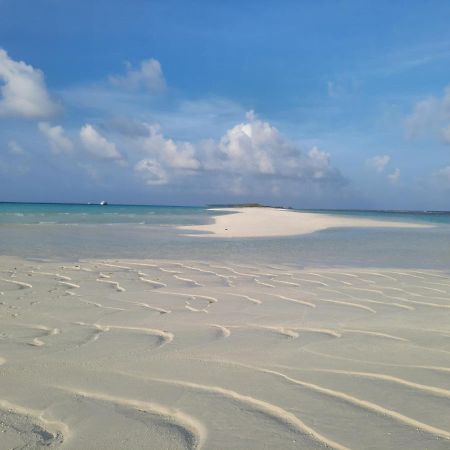 Royal Beach Dhigurah ดิห์กูราห์ ภายนอก รูปภาพ